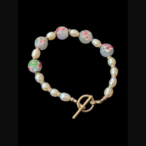 Natural Pearl Hand Painted Glass Bead Size 5.75" Statement Bracelet - Picture 3 of 7